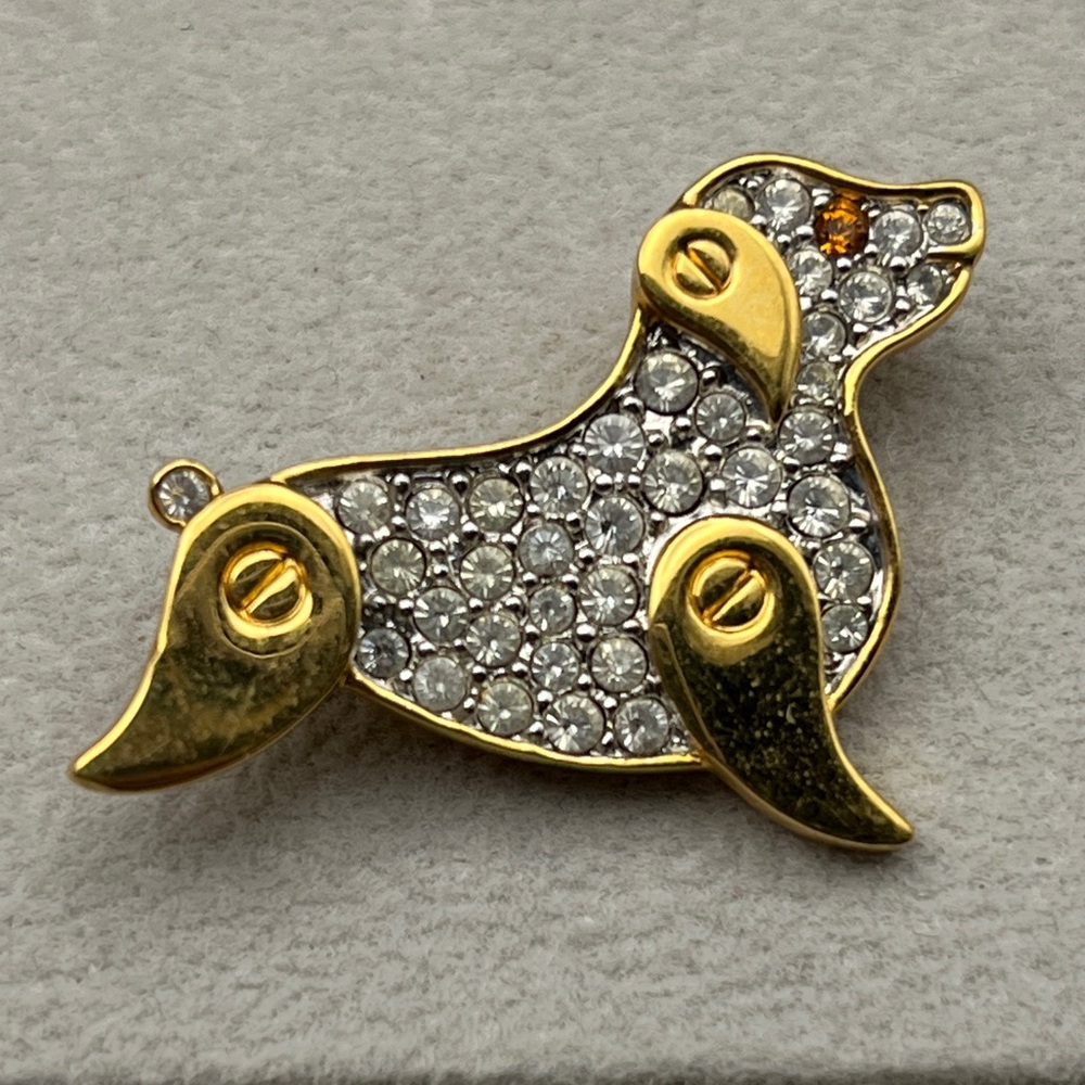Vintage 80s Monet puppy brooch gold tone and rhinestones 1.2 x 1 inches